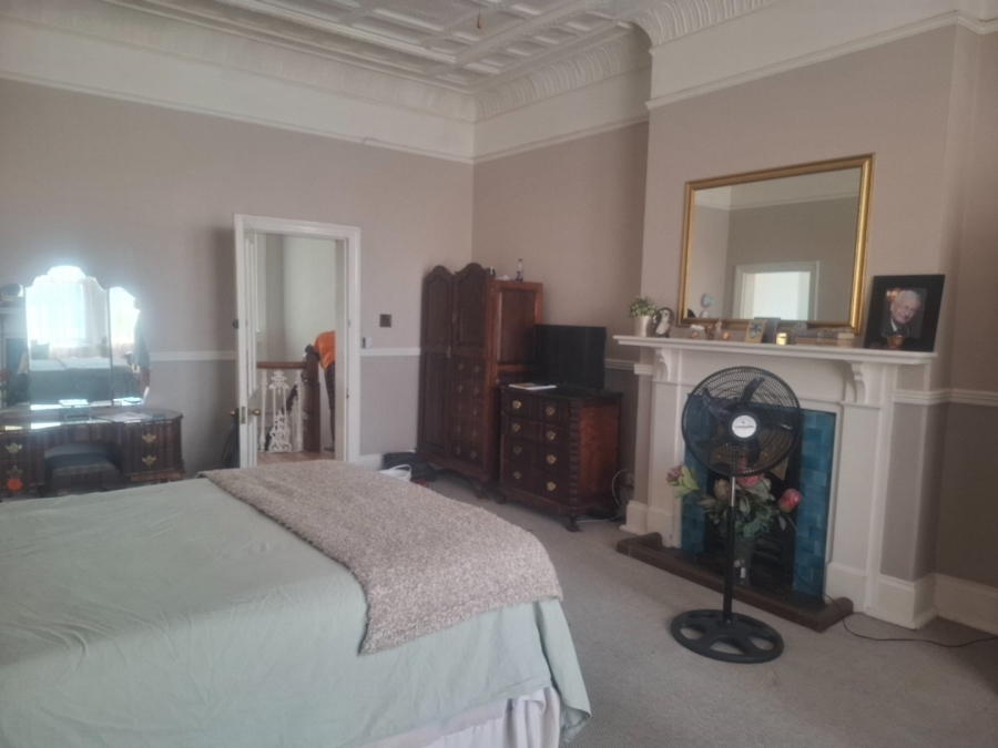 5 Bedroom Property for Sale in Kroonstad Central Free State